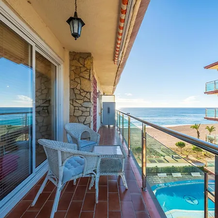 Hauzify I Llevant Apartment